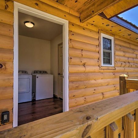 Bears Den Cabin With Porch About 5 Mi To Bryson City! Esterno foto