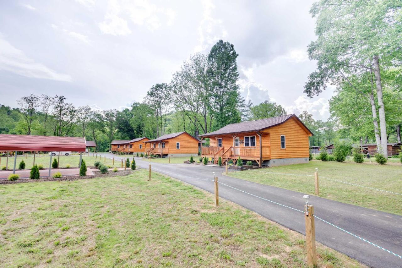 Bears Den Cabin With Porch About 5 Mi To Bryson City! Esterno foto